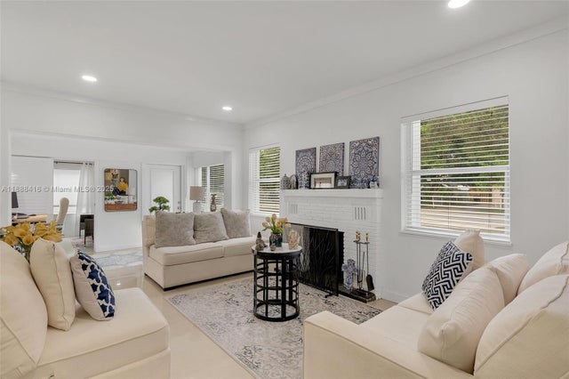 4 of 31 - 139 Sw 21st Way, Fort Lauderdale, FL