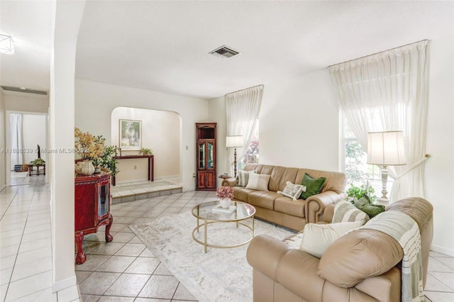 5 of 32 - 9700 Sw 146th St, Miami, FL
