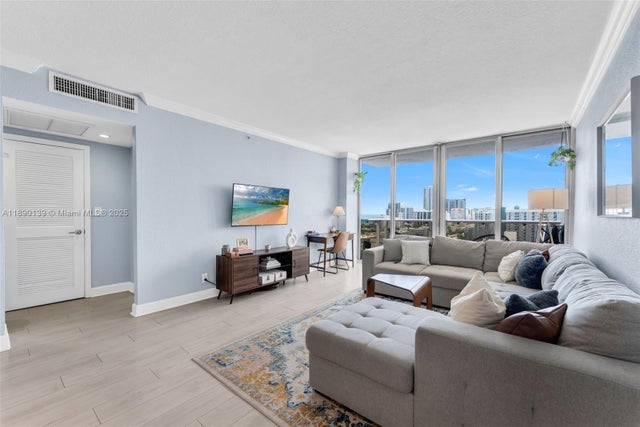 5 of 29 - 401 69th St 1606, Miami Beach, FL