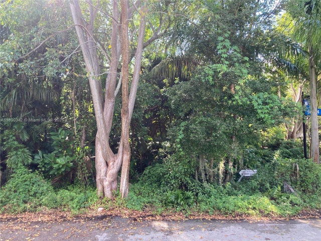 4 of 4 - 6600 Sw 64th Ct, South Miami, FL