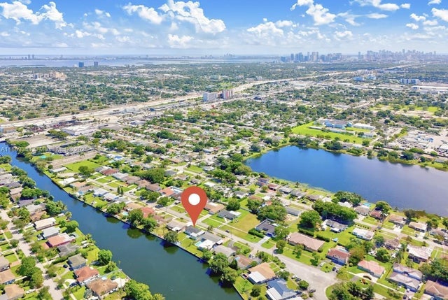 3 of 32 - 1061 Nw 87th St, Miami, FL