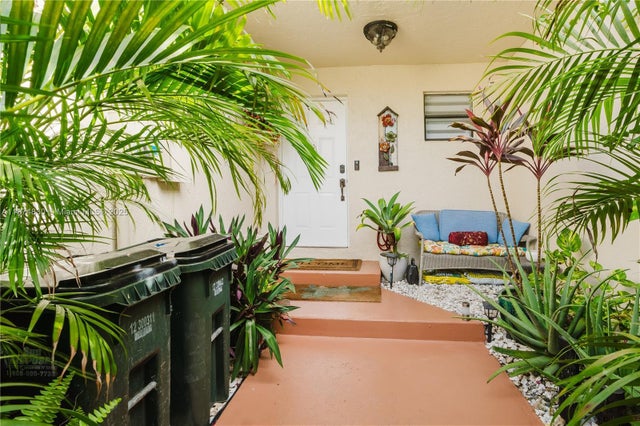 3 of 67 - 21195 Helmsman Dr F12, Aventura, FL