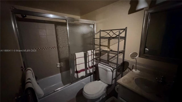 5 of 10 - 2301 Nw 41st Ave 403, Lauderhill, FL