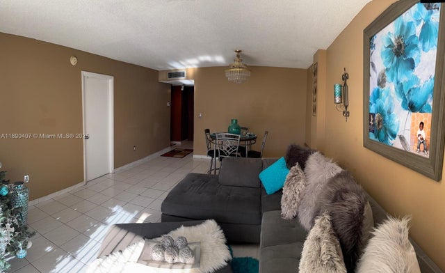 3 of 9 - 15600 Nw 7th Ave 515, Miami, FL