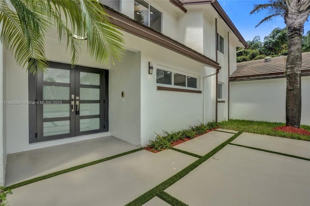 4 of 44 - 2181 Sw 117th Ter, Davie, FL