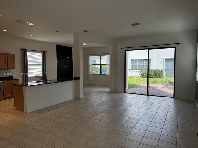 3 of 18 - 9079 Sw 35th St, Miramar, FL