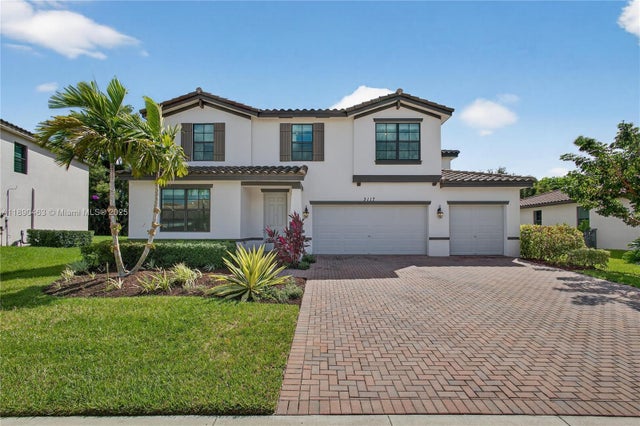 1 of 70 - 3117 Streng Ln, Royal Palm Beach, FL