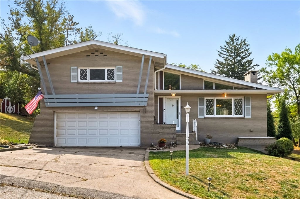 106 Vian Avenue, Burgettstown Boro