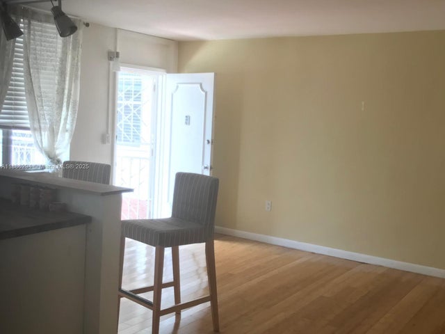 4 of 11 - 949 Pennsylvania Ave 309, Miami Beach, FL
