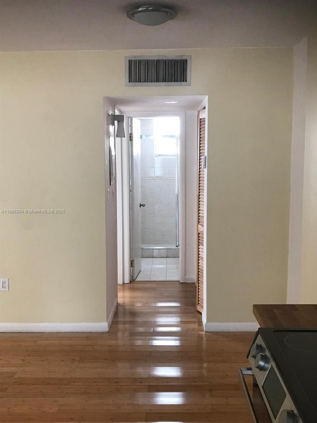 5 of 11 - 949 Pennsylvania Ave 309, Miami Beach, FL