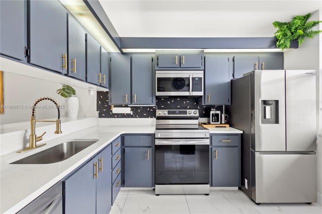 2 of 42 - 3635 Whitehall Dr 401, West Palm Beach, FL