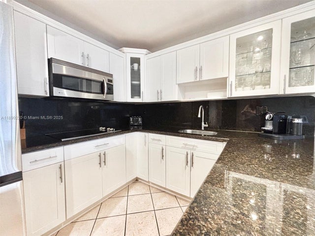 5 of 28 - 500 Three Islands Blvd 102, Hallandale Beach, FL