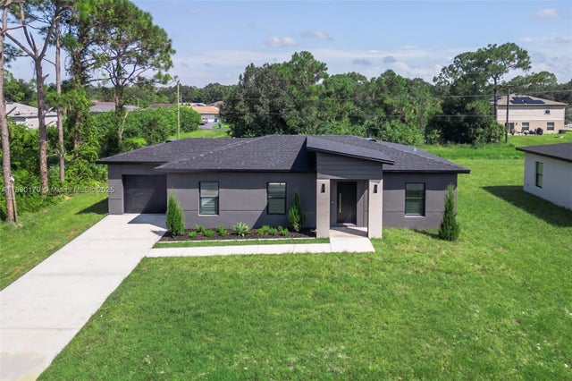 4 of 40 - 743 Darby Ave Sw, Palm Bay, FL