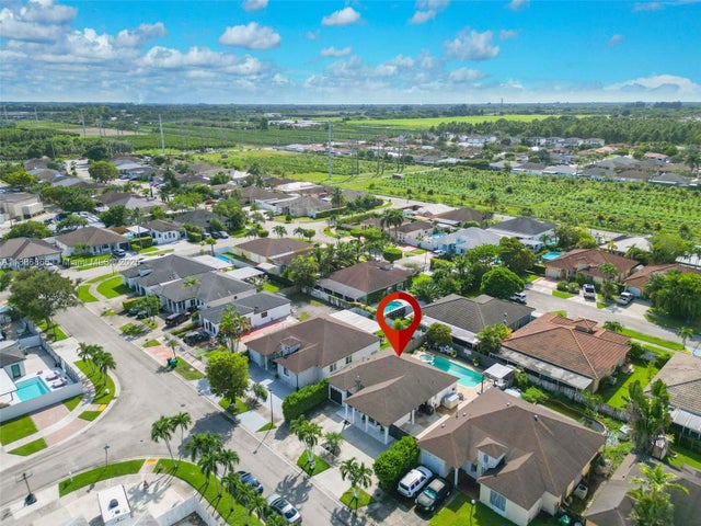 4 of 33 - 18088 Sw 137th Path, Miami, FL