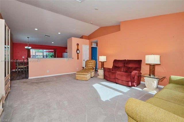 4 of 42 - 820 Unger, Fort Myers, FL
