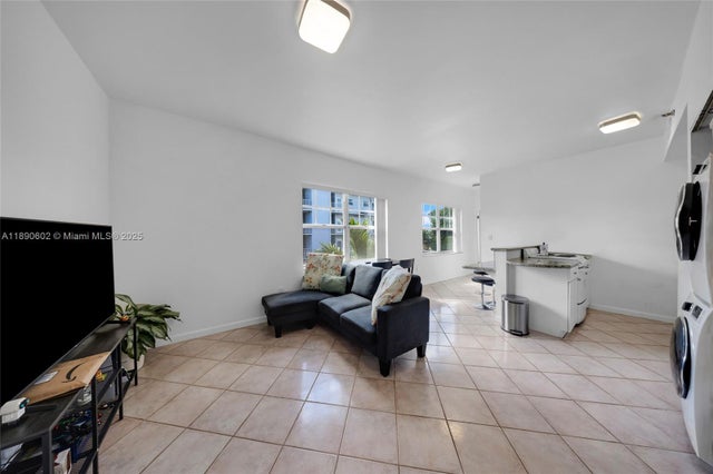3 of 26 - 1255 Pennsylvania Ave 307, Miami Beach, FL