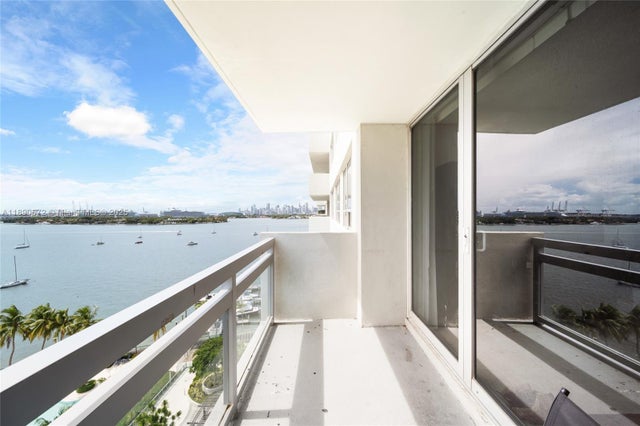 4 of 35 - 1500 Bay Rd 1228s, Miami Beach, FL