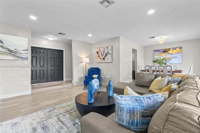 1 of 15 - 1465 Nw 181st St, Miami Gardens, FL