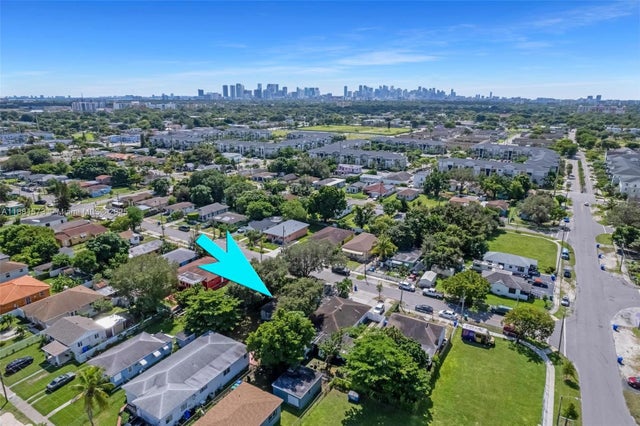 3 of 13 - 1369 Nw 68th Ter, Miami, FL