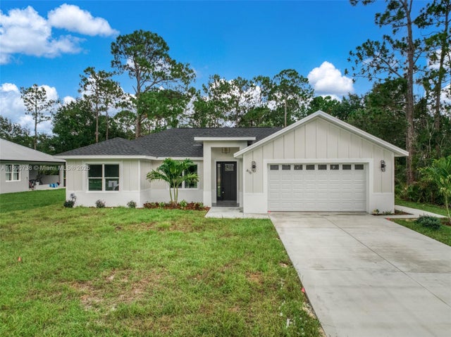 416 Lark Terrace, Sebring