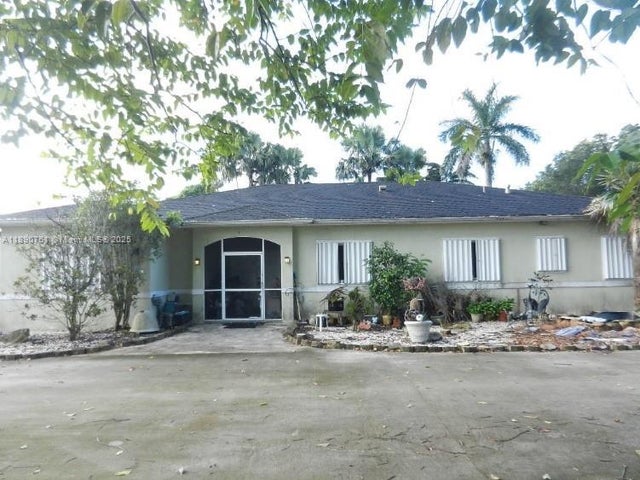 3 of 32 - 18760 Sw 238th St, Homestead, FL