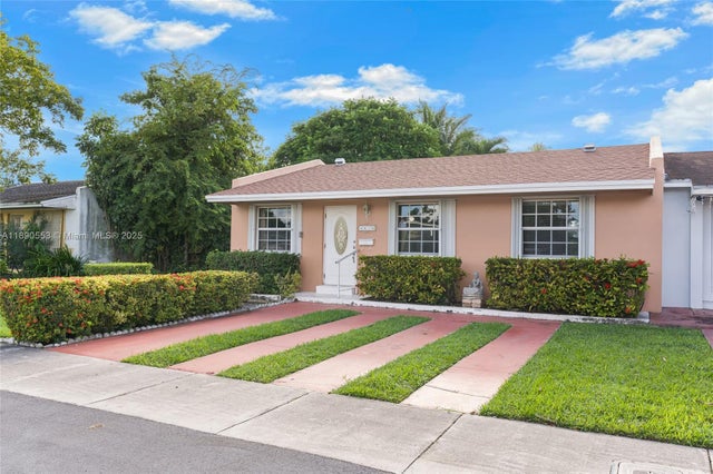 3 of 25 - 4438 Sw 131st Ave, Miami, FL