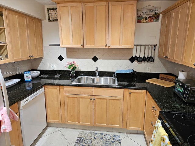 5 of 26 - 413 Greenbrier C 413, West Palm Beach, FL