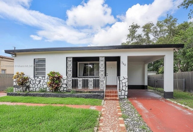 1 of 11 - 740 Nw 42nd St, Miami, FL