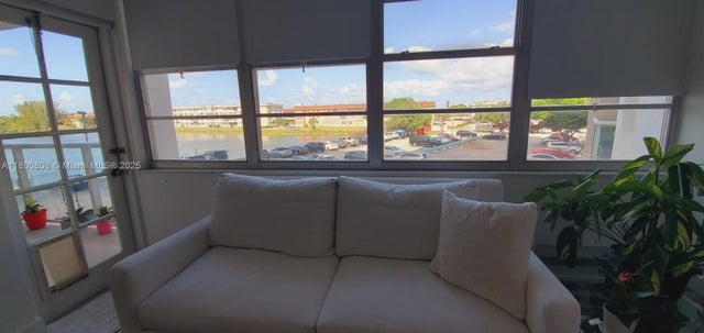 4 of 19 - 1351 Ne Miami Gardens Dr 202e, Miami, FL