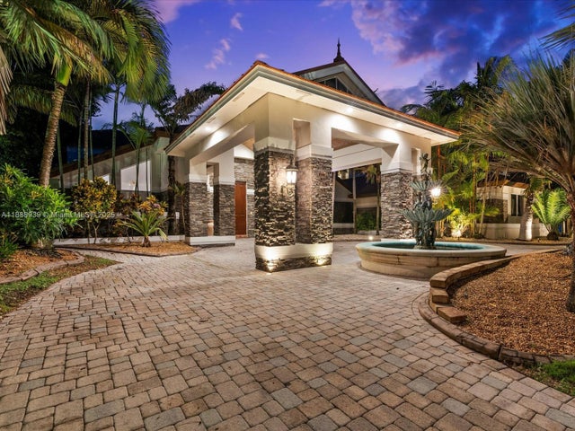5 of 90 - 2941 Paddock Ln, Weston, FL
