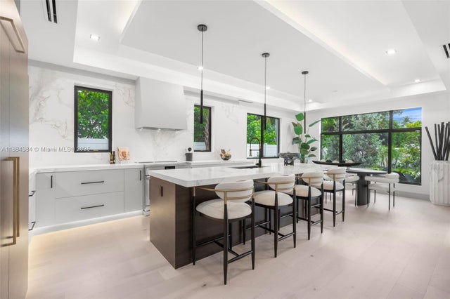 3 of 45 - 702 Nw 5th Ave, Delray Beach, FL