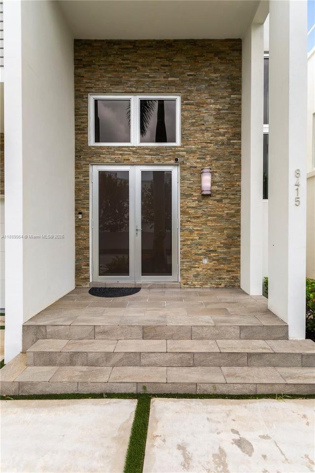 2 of 42 - 8415 Nw 34th Dr, Doral, FL