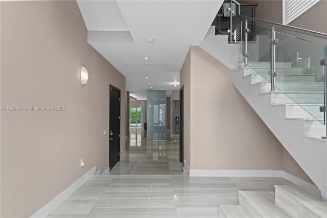 3 of 42 - 8415 Nw 34th Dr, Doral, FL