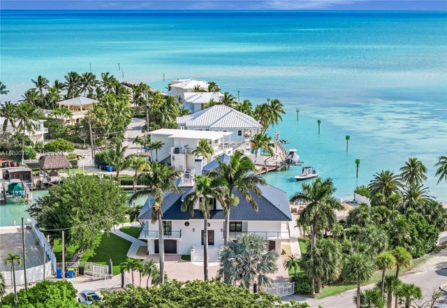 1 of 54 - 91 Iroquois Dr, Islamorada, FL
