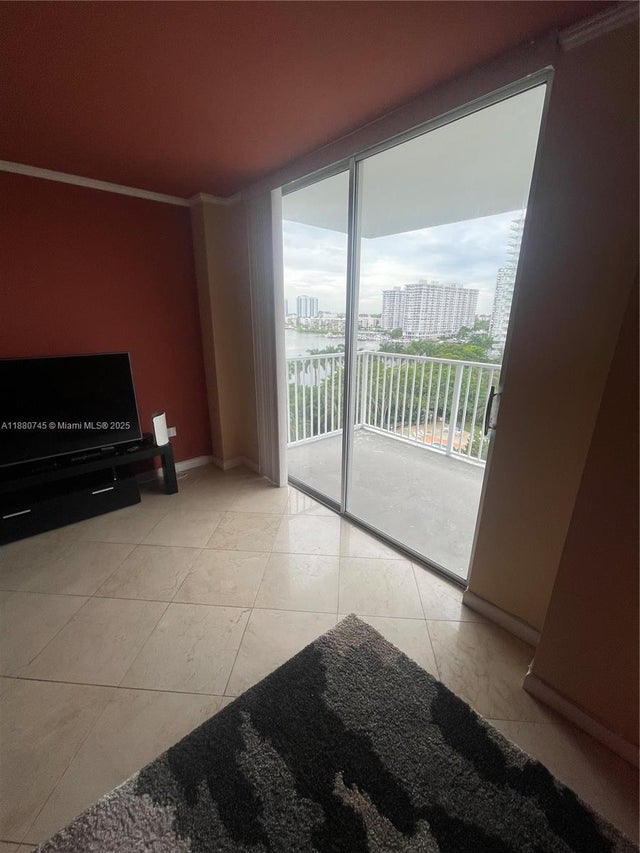 5 of 35 - 2851 Ne 183rd St 906e, Aventura, FL