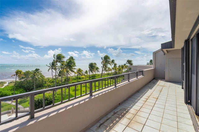 5 of 47 - 201 Crandon Blvd 444, Key Biscayne, FL