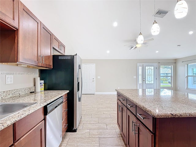 5 of 35 - 177 Village Circle, Other, FL