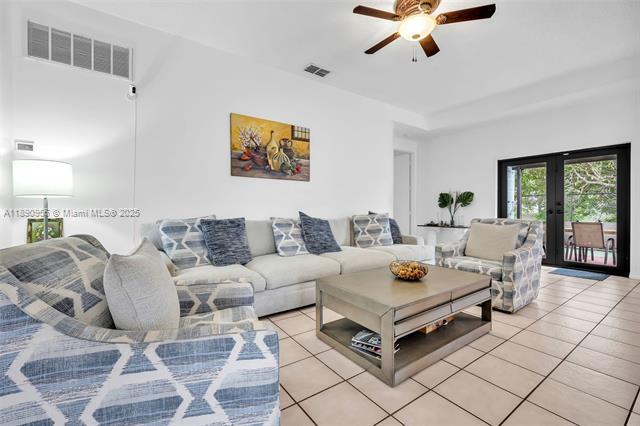 3 of 28 - 8330 Sw 12th St, Pembroke Pines, FL