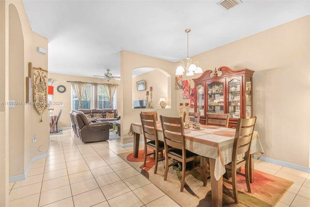 5 of 29 - 12540 Sw 125th St, Miami, FL