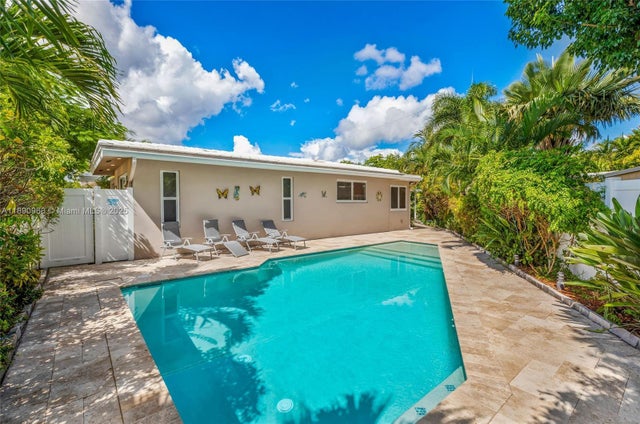 1 of 33 - 2167 Ne 58th St, Fort Lauderdale, FL