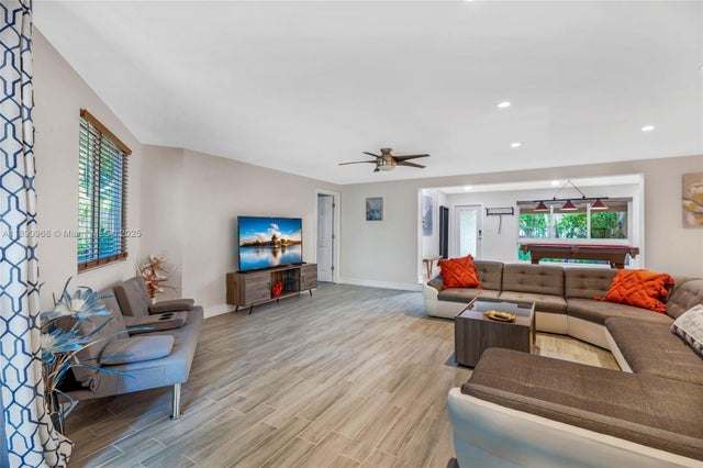 4 of 33 - 2167 Ne 58th St, Fort Lauderdale, FL