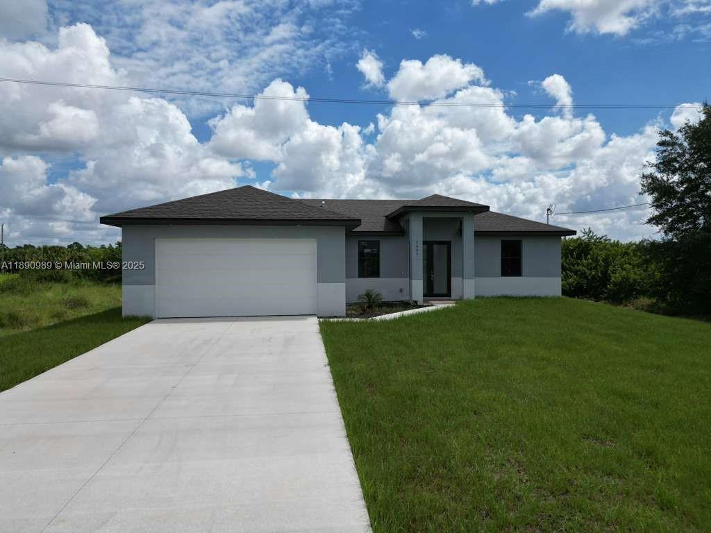 1043 Eisenhower Blvd, Lehigh Acres