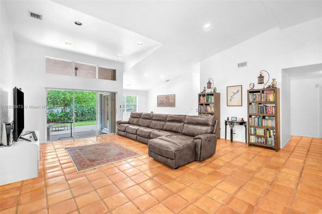 5 of 30 - 9690 Nw 39th St, Cooper City, FL