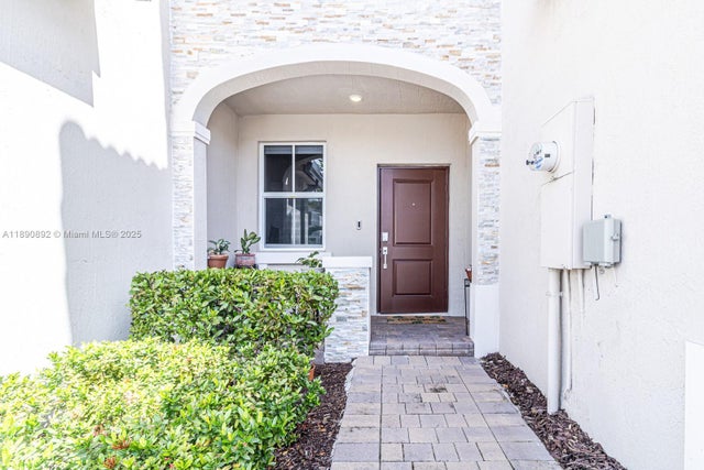 4 of 27 - 12509 Nw 23rd Pl, Miami, FL