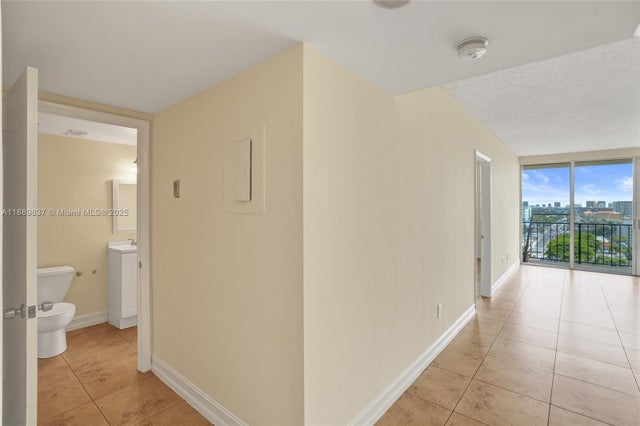 4 of 35 - 1470 Ne 123rd St A1213, North Miami, FL