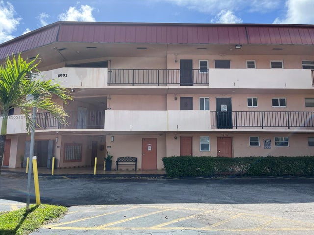 1 of 21 - 19001 Ne 14th Ave 107, Miami, FL