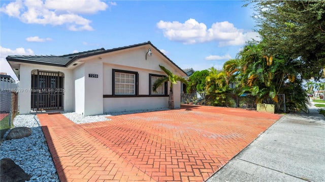 3 of 41 - 7250 W 30th Ave, Hialeah, FL