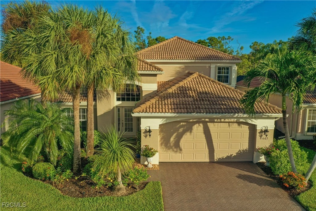 9062 Shadow Glen Way, Fort Myers
