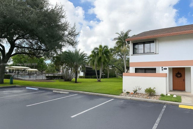 1 of 1 - 4231 Sw 70th Ter, Davie, FL