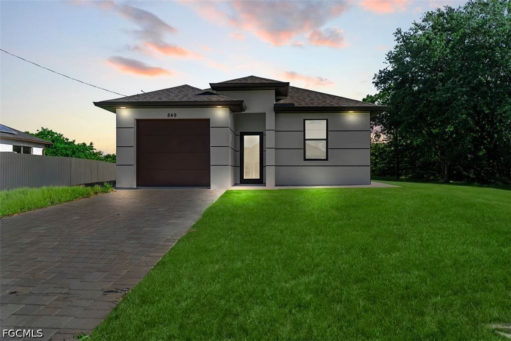 849 Wolverine St E, LEHIGH ACRES